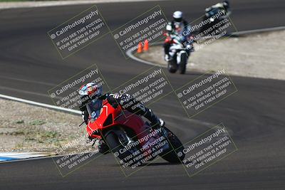 media/Sep-20-2025-TrackDaz (Sat) [[27f0cde673]]/B Group/1020am (Turn 3)/